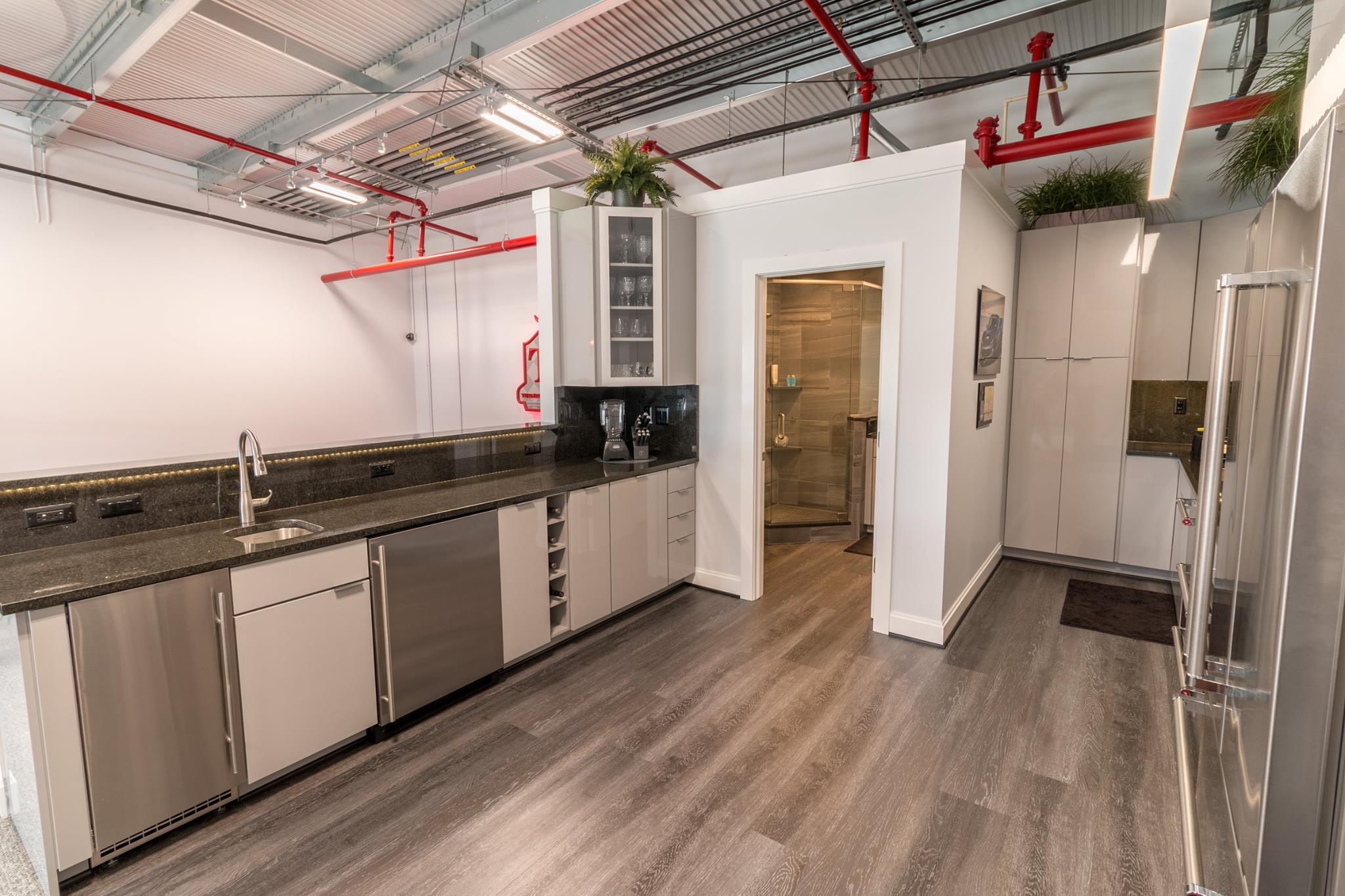 Track Side Condos 21688222 793542874139944 5945200367919801666 o 1 - Track Side Condos