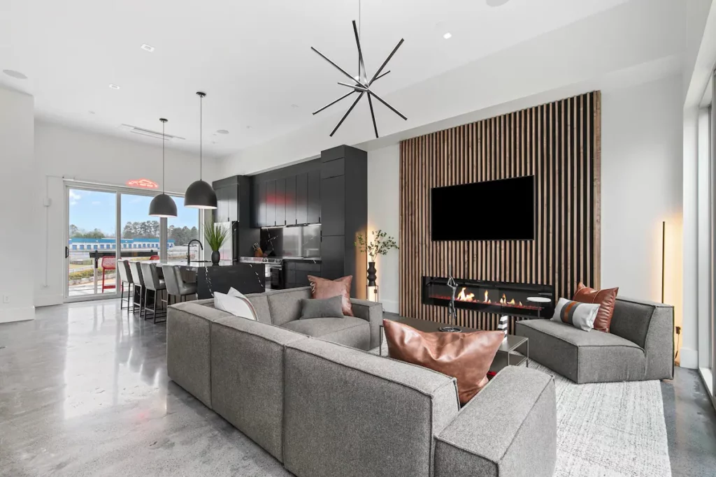 9ca67347 ecbc 4799 b9c8 ebf82fe70647.jpeg 1 1024x683 - Plan Your Visit