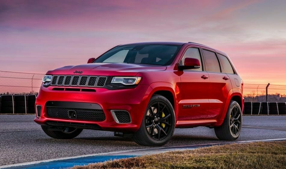 Jeep Hellcat-Powered Grand Cherokee Trackhawk Reveal Shot at AMP Jeep Trak kawk Feature 952x563 1 - Jeep Hellcat-Powered Grand Cherokee Trackhawk Reveal Shot at AMP